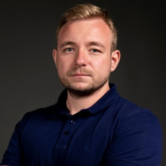 <h4>Bartosz Tarnopolski</h4>
<p>Właściciel</p>
<p><strong>AdsCheck</strong></p>
